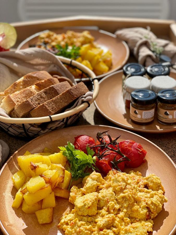 Ethos Vegan Suites Fíra Kültér fotó