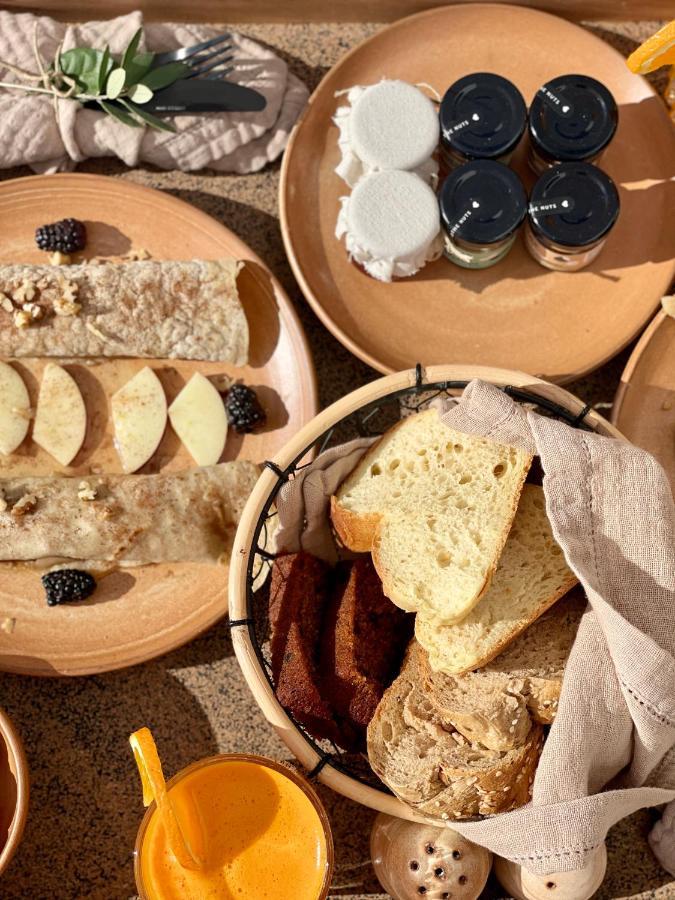 Ethos Vegan Suites Fíra Kültér fotó